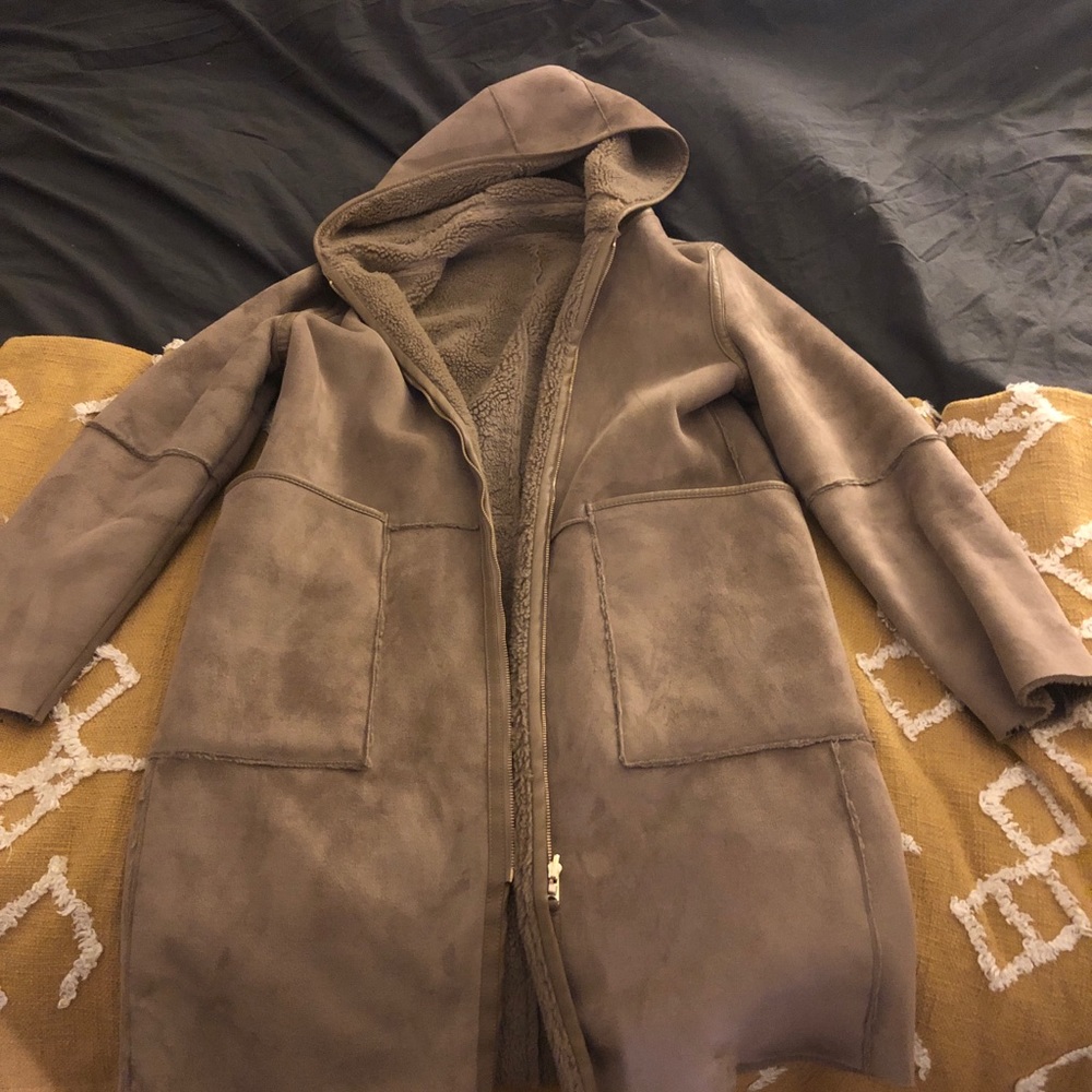 Women’s reversible teddy coat